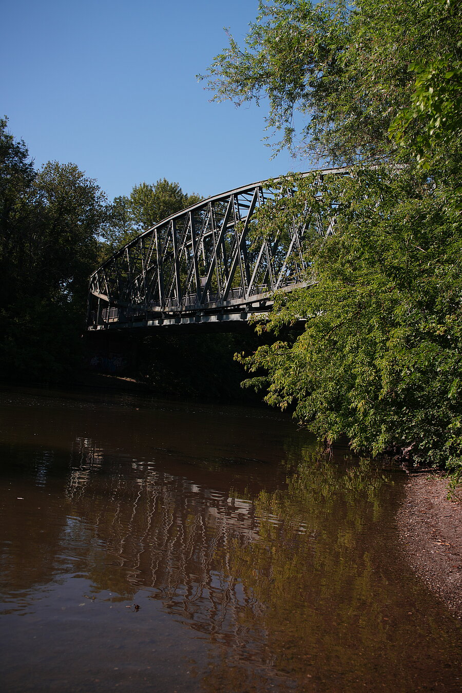 Hafenbahnbrücke, Spaziergang, Grün, Natur, Fluss, Ufer