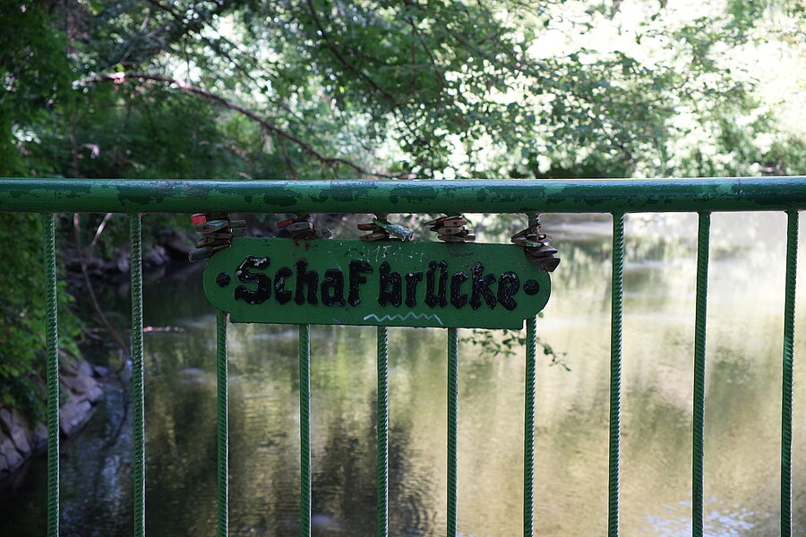 Schafbrücke, Natur, Halle, Verbindung, Fluss, Metallschild